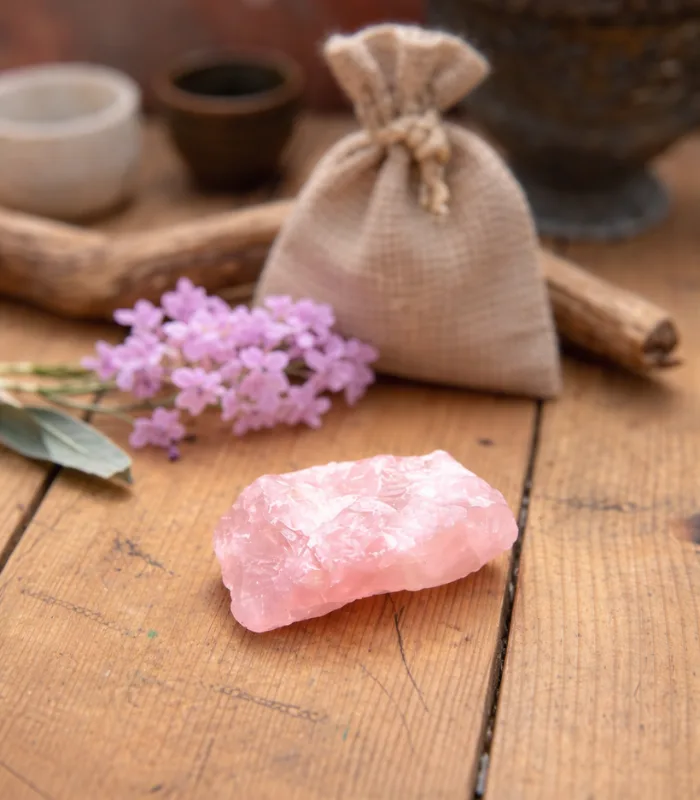Ροζ-Χαλαζίας-Ακατέργαστος-image3-delphialchemy.com Ροζ Χαλαζίας Ακατέργαστος - Image 1